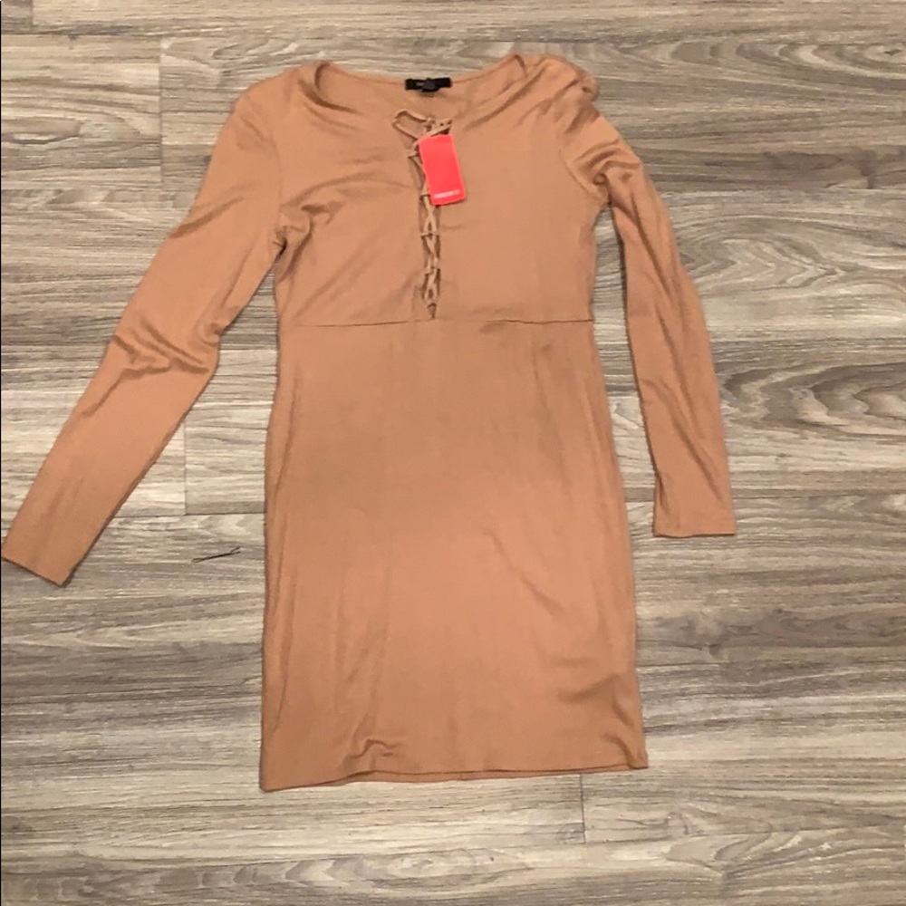 Brown dress